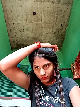 Snapshot of Jyoti_thakurr chatting on November 4, 2025, 6:50 am Jyoti thakurr online show from November 4, 2025, 6:50 am