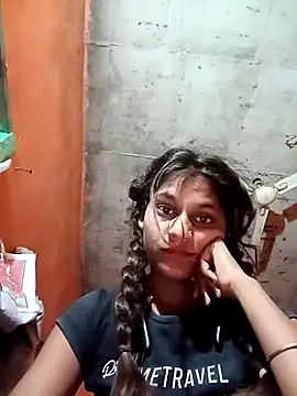 Snapshot of Jyoti_thakurr chatting on November 5, 2025, 1:09 am Jyoti thakurr online show from November 5, 2025, 1:09 am