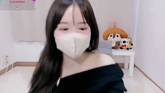 Snapshot of Anne_Anne_chan chatting on November 9, 2025, 11:25 am Anne Anne chan online show from November 9, 2025, 11:25 am