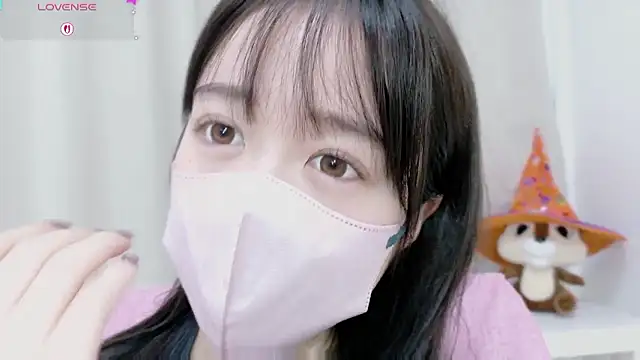 Snapshot of Anne_Anne_chan chatting on November 7, 2025, 2:49 am Anne Anne chan online show from November 7, 2025, 2:49 am