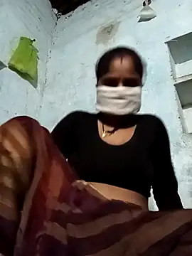 Sheema tyagi online show from October 31, 2025, 3:41 pm