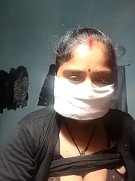 Sheema tyagi online show from November 30, 2025, 7:36 pm