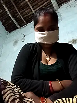 Sheema tyagi online show from November 9, 2025, 9:52 pm