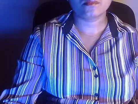 Aanya Hazel online show from September 23, 2025, 10:17 pm