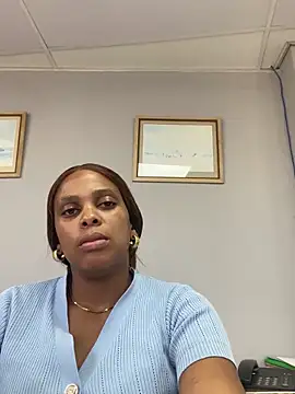 Snapshot of 031bubbles chatting on February 19, 2026, 7:16 am 031bubbles online show from February 19, 2026, 7:16 am