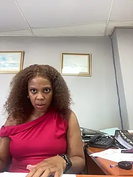 Snapshot of 031bubbles chatting on March 31, 2026, 11:56 am 031bubbles online show from March 31, 2026, 11:56 am