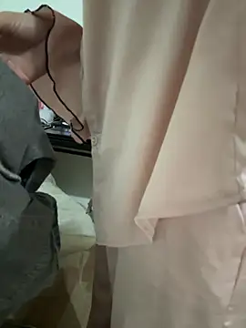 Snapshot of tran_my chatting on November 3, 2025, 6:29 am tran my online show from November 3, 2025, 6:29 am