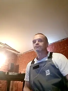 Snapshot of Kuba_Gd chatting on November 17, 2025, 6:45 pm Kuba Gd online show from November 17, 2025, 6:45 pm