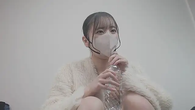 CocoaMilk18 online show from January 14, 2026, 3:04 pm