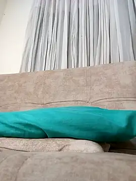 Snapshot of Marian_Zeller chatting on December 16, 2025, 9:13 am Marian Zeller online show from December 16, 2025, 9:13 am