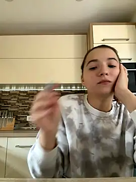 Snapshot of MissMay chatting on September 20, 2025, 11:48 am MissMay online show from September 20, 2025, 11:48 am