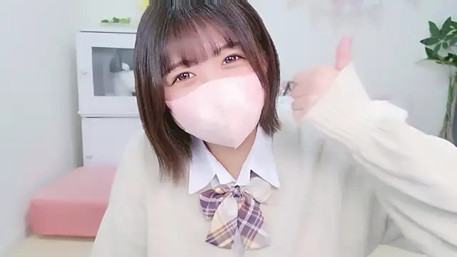 Snapshot of Hinata_Sun chatting on October 4, 2025, 10:50 am Hinata Sun online show from October 4, 2025, 10:50 am