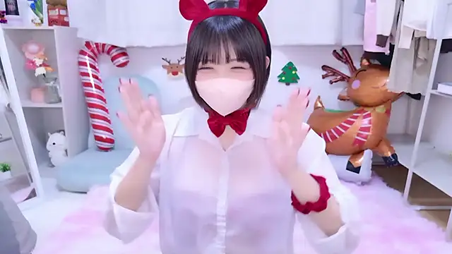 Hinata Sun online show from December 20, 2025, 5:49 pm