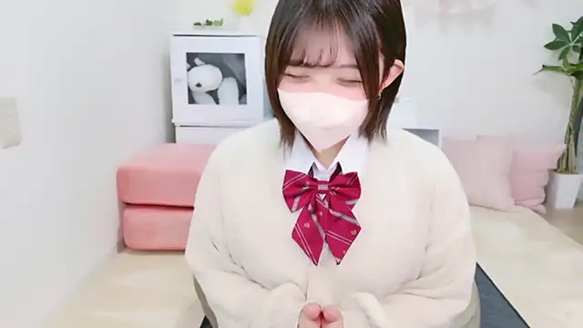 Snapshot of Hinata_Sun chatting on September 22, 2025, 10:10 am Hinata Sun online show from September 22, 2025, 10:10 am