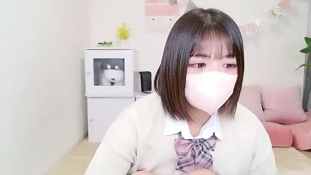 Snapshot of Hinata_Sun chatting on November 7, 2025, 9:03 am Hinata Sun online show from November 7, 2025, 9:03 am