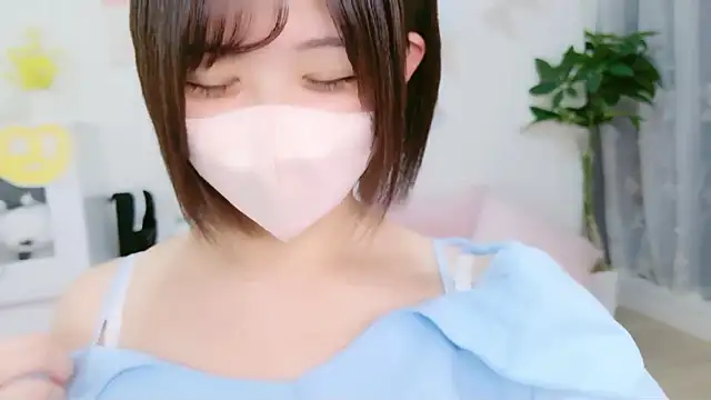 Snapshot of Hinata_Sun chatting on September 29, 2025, 3:28 pm Hinata Sun online show from September 29, 2025, 3:28 pm