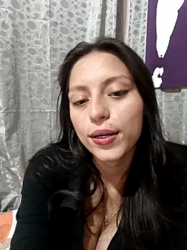 Lahila  online show from May 3, 2026, 7:39 pm