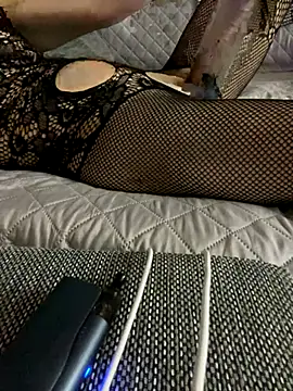 Snapshot of bananasex204 chatting on November 20, 2025, 3:45 pm bananasex204 online show from November 20, 2025, 3:45 pm