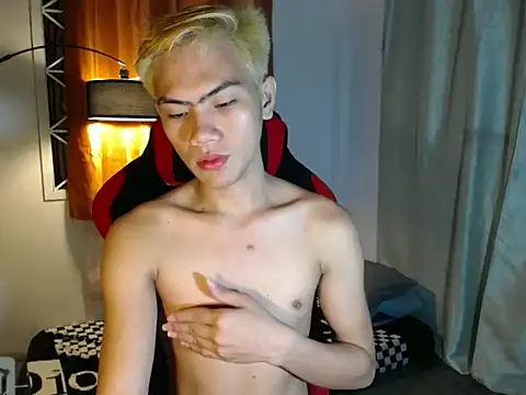 alex cummer online show from April 15, 2026, 6:01 pm