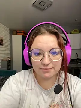 Snapshot of AlisaDream_ chatting on September 25, 2025, 11:49 am AlisaDream online show from September 25, 2025, 11:49 am