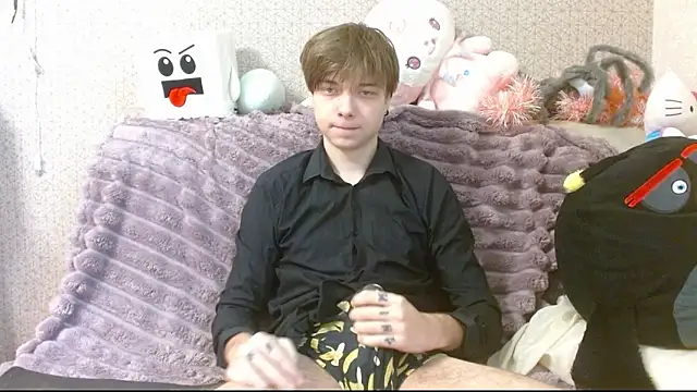 Snapshot of hilt_on_ chatting on February 28, 2026, 8:36 am hilt on online show from February 28, 2026, 8:36 am