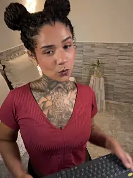 Snapshot of xbigpeach chatting on March 14, 2026, 12:16 am xbigpeach online show from March 14, 2026, 12:16 am