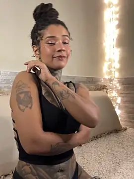 Snapshot of xbigpeach chatting on March 17, 2026, 2:14 am xbigpeach online show from March 17, 2026, 2:14 am