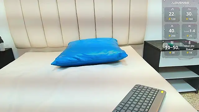 Snapshot of agatha_fit chatting on January 31, 2026, 7:12 pm agatha fit online show from January 31, 2026, 7:12 pm