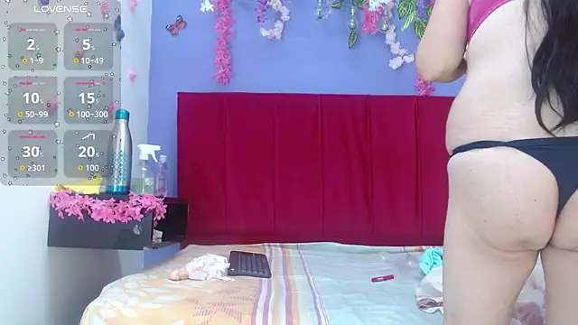 Snapshot of andrealopezcm101 chatting on September 17, 2025, 11:12 am andrealopezcm101 online show from September 17, 2025, 11:12 am