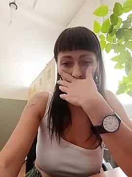 Lietta  online show from September 20, 2025, 2:11 pm