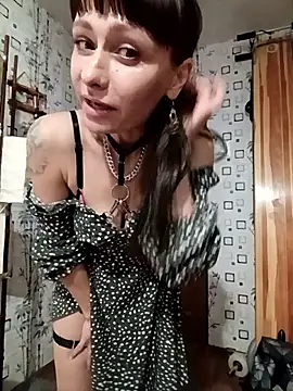 Lietta  online show from November 2, 2025, 7:30 pm