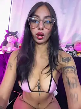 Snapshot of Clawd_hot chatting on February 21, 2026, 2:52 pm Clawd hot online show from February 21, 2026, 2:52 pm