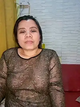 Snapshot of hotlyn45 chatting on February 28, 2026, 12:49 pm hotlyn45 online show from February 28, 2026, 12:49 pm