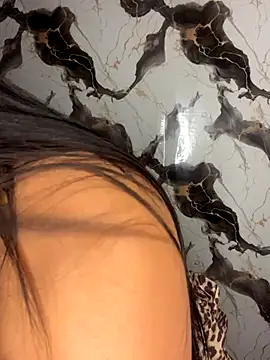 BrunetteBliss69 online show from November 6, 2025, 1:09 am