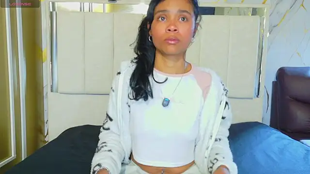 Snapshot of Kristall_06 chatting on March 9, 2026, 4:27 am Kristall 06 online show from March 9, 2026, 4:27 am