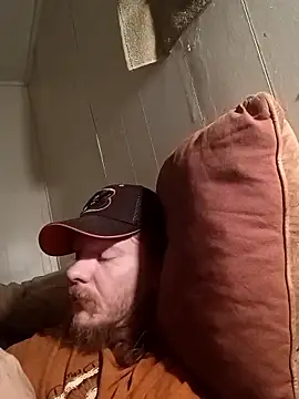 Poundtown1226 online show from February 13, 2026, 11:49 pm