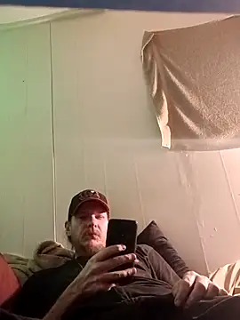 Poundtown1226 online show from February 24, 2026, 12:00 am