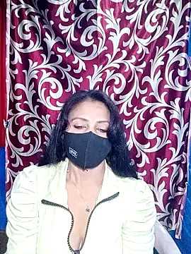 Snapshot of Sexy_Ruby04 chatting on October 31, 2025, 6:04 pm Sexy Ruby04 online show from October 31, 2025, 6:04 pm