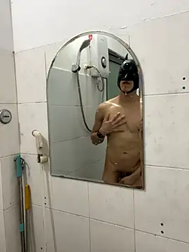 anhkiet huang online show from November 17, 2025, 3:05 pm