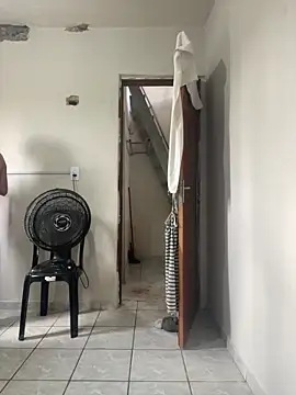 Katianesantos online show from February 1, 2026, 6:28 pm