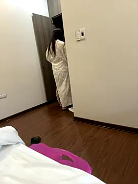 Snapshot of susu_baby chatting on November 25, 2025, 1:50 am susu baby online show from November 25, 2025, 1:50 am