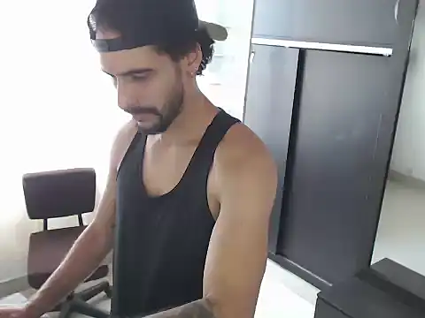 mochakkdj online show from December 21, 2025, 2:52 pm