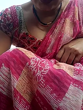 Snapshot of monu_bhabi chatting on February 8, 2026, 3:59 am monu bhabi online show from February 8, 2026, 3:59 am