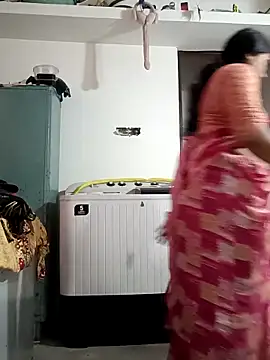 Snapshot of monu_bhabi chatting on February 21, 2026, 2:13 am monu bhabi online show from February 21, 2026, 2:13 am