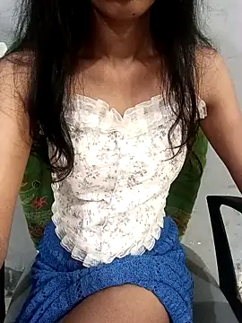 Daizy Shah online show from May 9, 2026, 3:48 pm