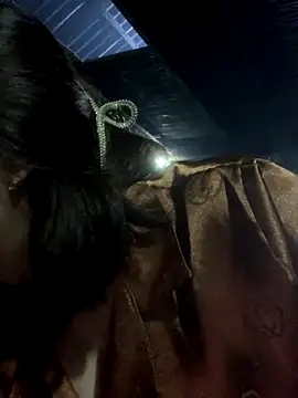 Snapshot of Lonnina chatting on October 8, 2025, 1:18 am Lonnina online show from October 8, 2025, 1:18 am