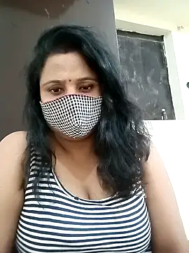 Shikha-mehra7 online show from October 13, 2025, 4:08 pm