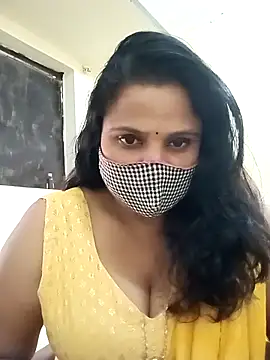 Shikha-mehra7 online show from October 31, 2025, 6:32 am