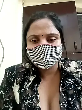 Shikha-mehra7 online show from September 22, 2025, 3:07 pm