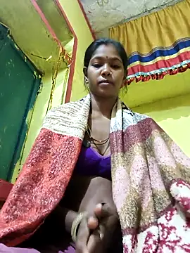 Snapshot of Fasfas2 chatting on November 26, 2025, 12:32 am Fasfas2 online show from November 26, 2025, 12:32 am